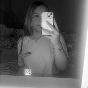 Meet your Posher, Jenna